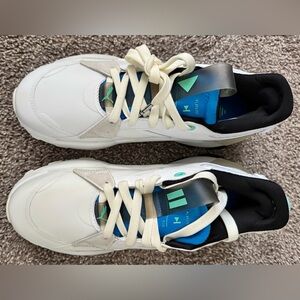 Puma White and Aqua Athletic Shoes